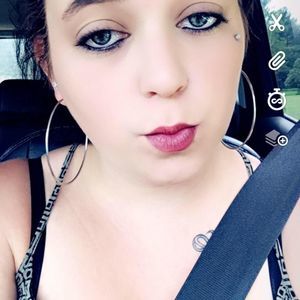 Meet your Posher, Cassandra